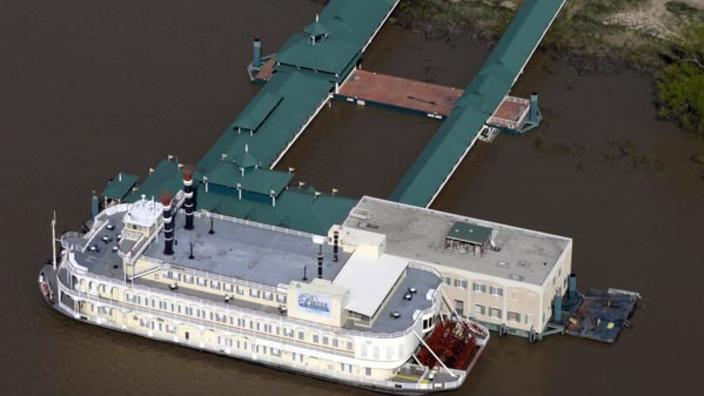Louisiana Looks to Expand Its Floating Casino Business | Gambling News