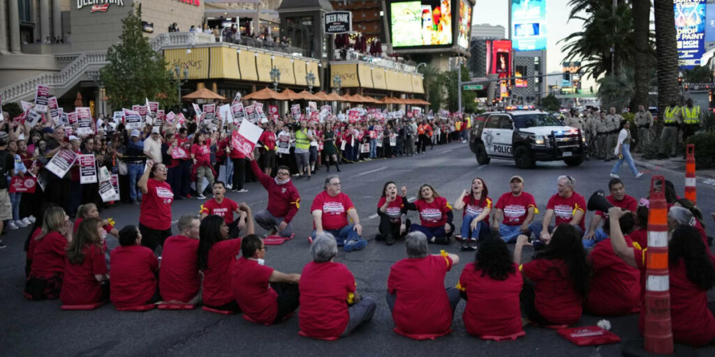 las vegas workers strike